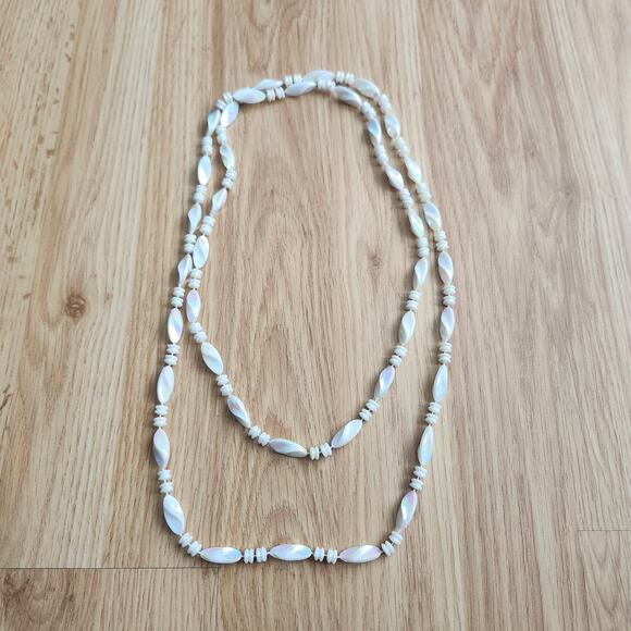 Vtg 29" Iridescent White Bead Necklace Twist Opera Boho Aurora-Borealis Style - Picture 6 of 8
